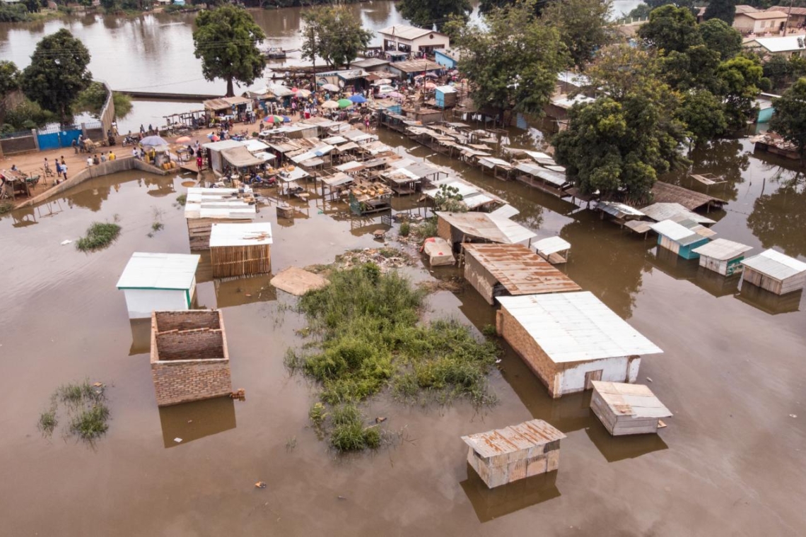 Des milliers de personnes sans-abri après des inondations dans la région de Mororo, à l'est du Kenya 