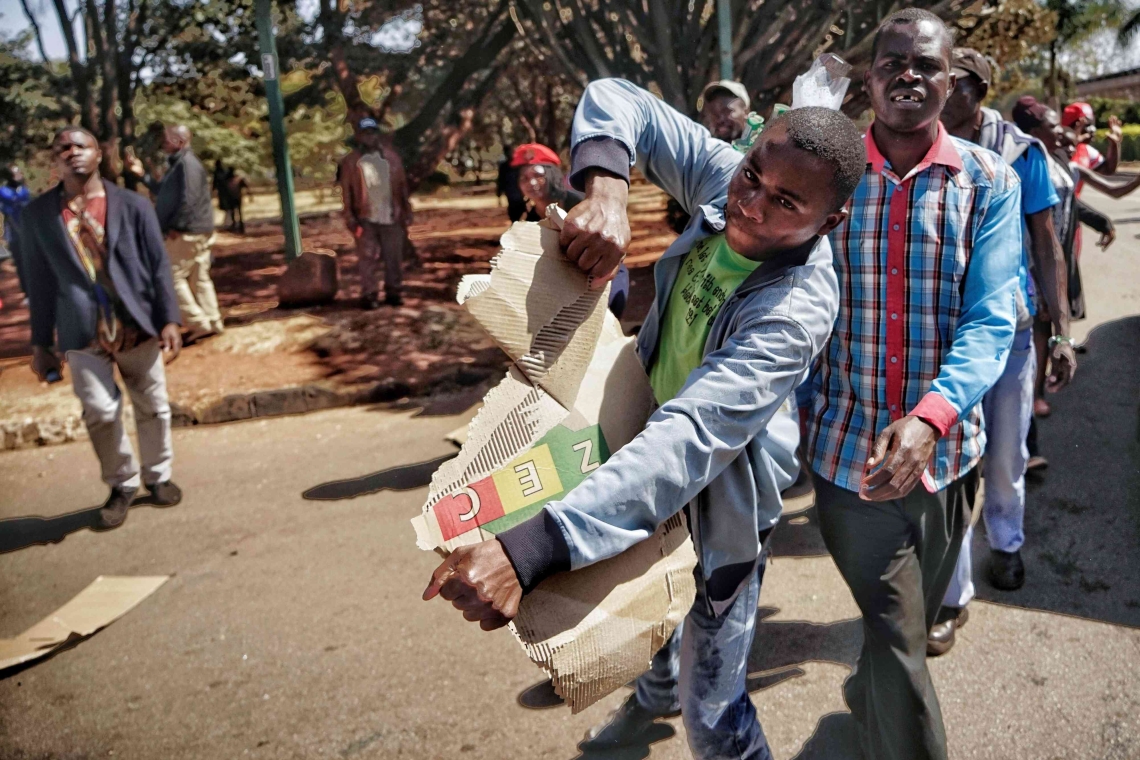 Législatives au Zimbabwe: L'opposition exclut des élections partielles 