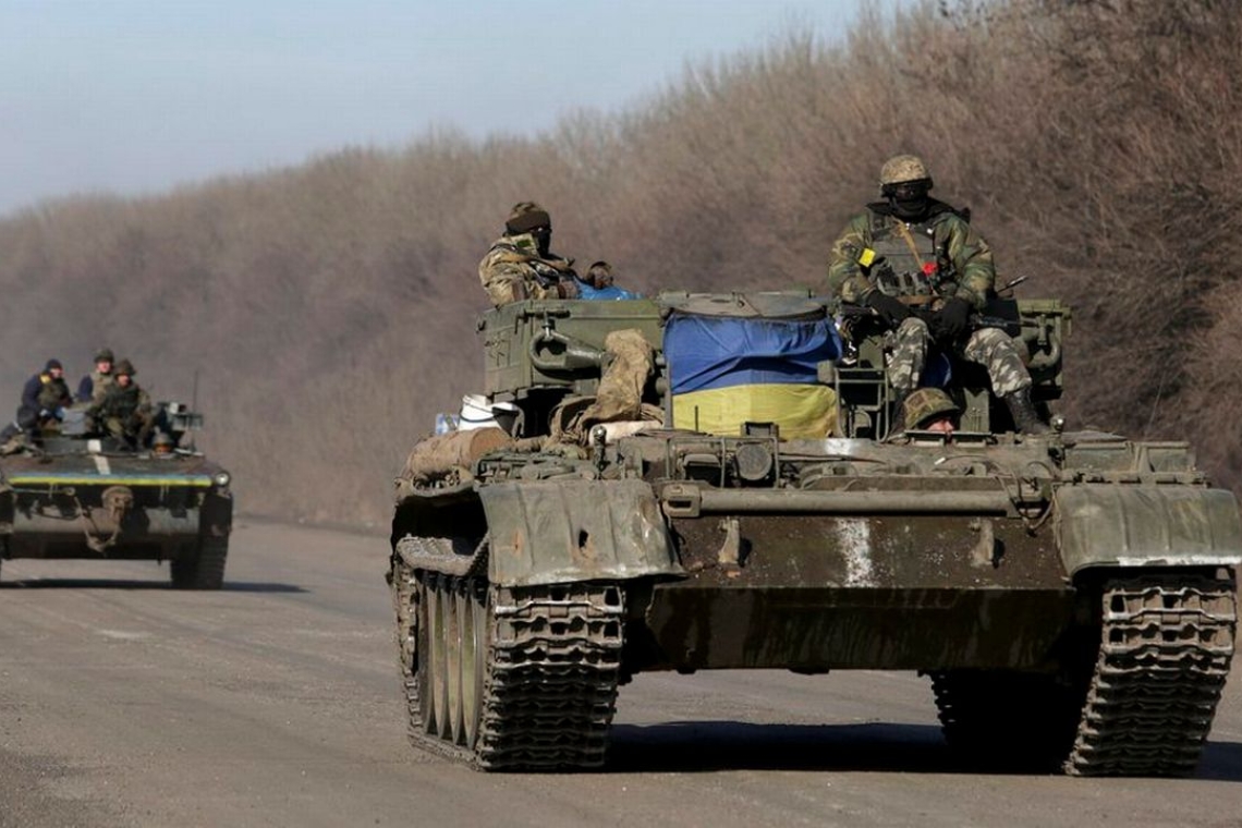 « L’arrêt de l'assistance militaire à Kiev prolongerait la guerre » selon Stoltenberg