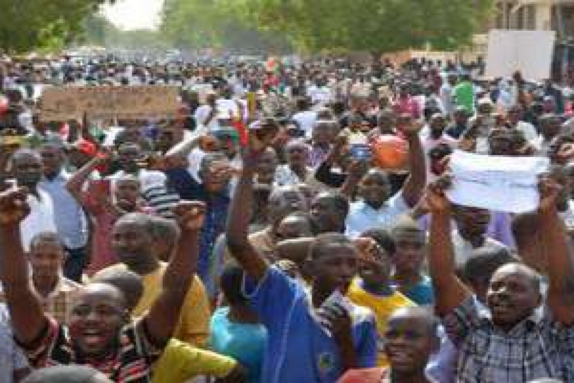 Les habitants de Niamey contre l'appel de la CEDEAO à réintégrer président déchu Mohamed Bazoum