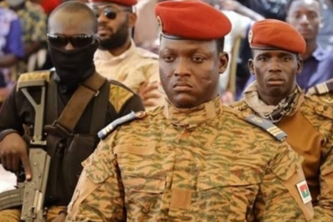 Burkina Faso : Le président de la transition procède à un remaniement partiel