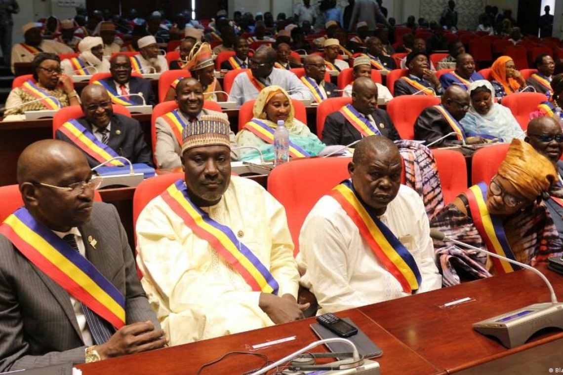 Le Tchad adopte définitivement sa nouvelle constitution