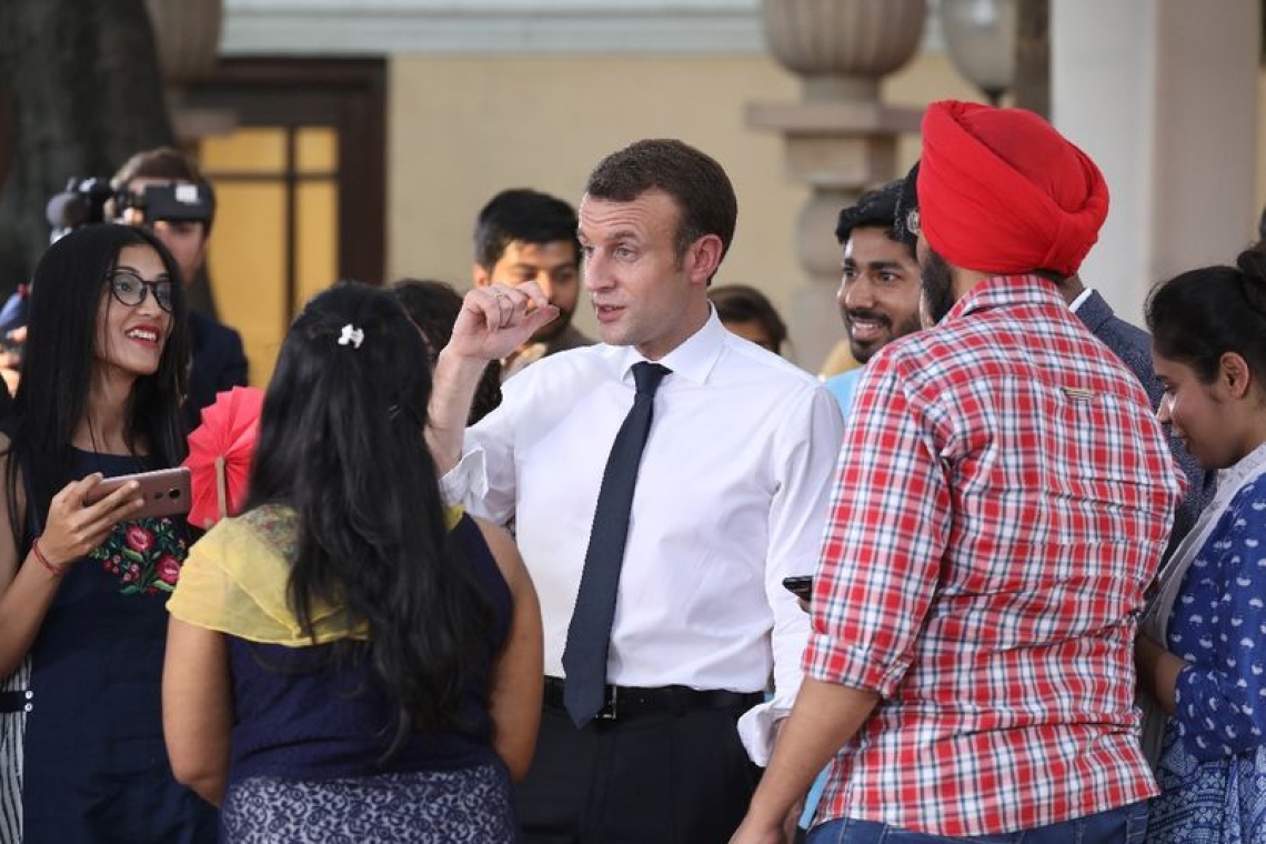 Visite d'Emmanuel Macron en Inde : Renforcement des liens politiques et économiques 
