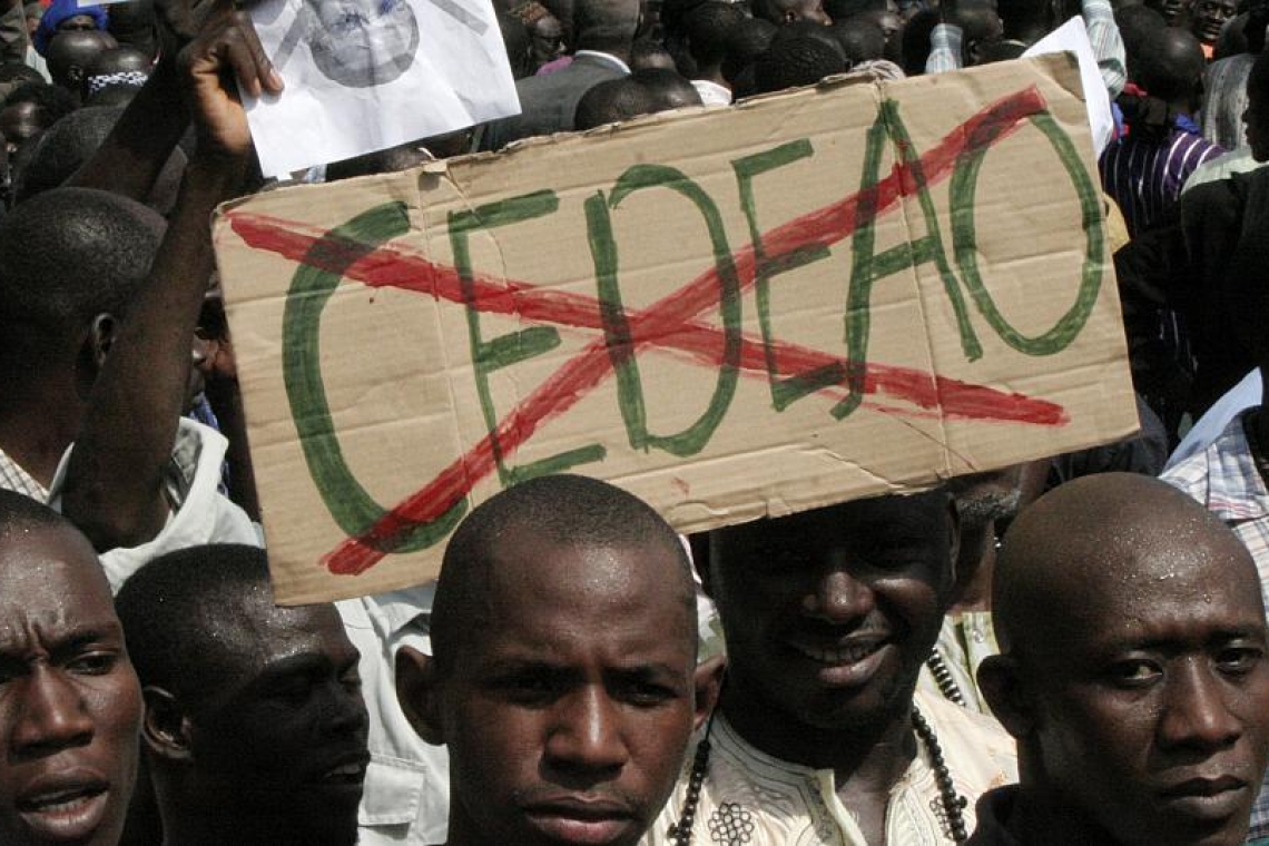 Retrait du Niger, du Mali et du Burkina Faso de la CEDEAO : Une décision politique majeure secoue l'Afrique de l'Ouest