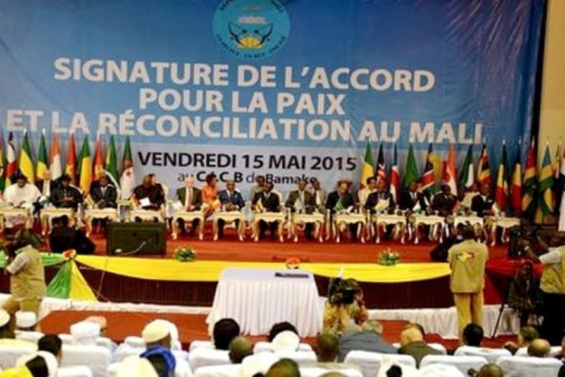 L'Algérie affirme avoir appris avec regret la décision du Mali de mettre un terme avec effet immédiat à l'accord d'Alger signé en 2015 avec les groupes indépendantistes du nord du pays.
