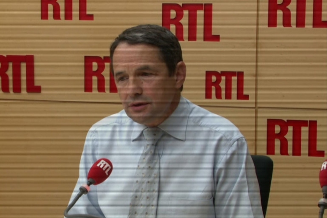 L'Ex-secrétaire d'État français Thierry Mandon sera jugé pour escroquerie 