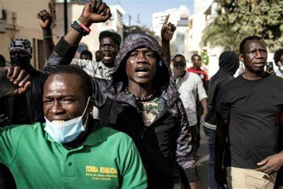 Bras de fer au Sénégal : Marche contre le report de la présidentielle repoussée