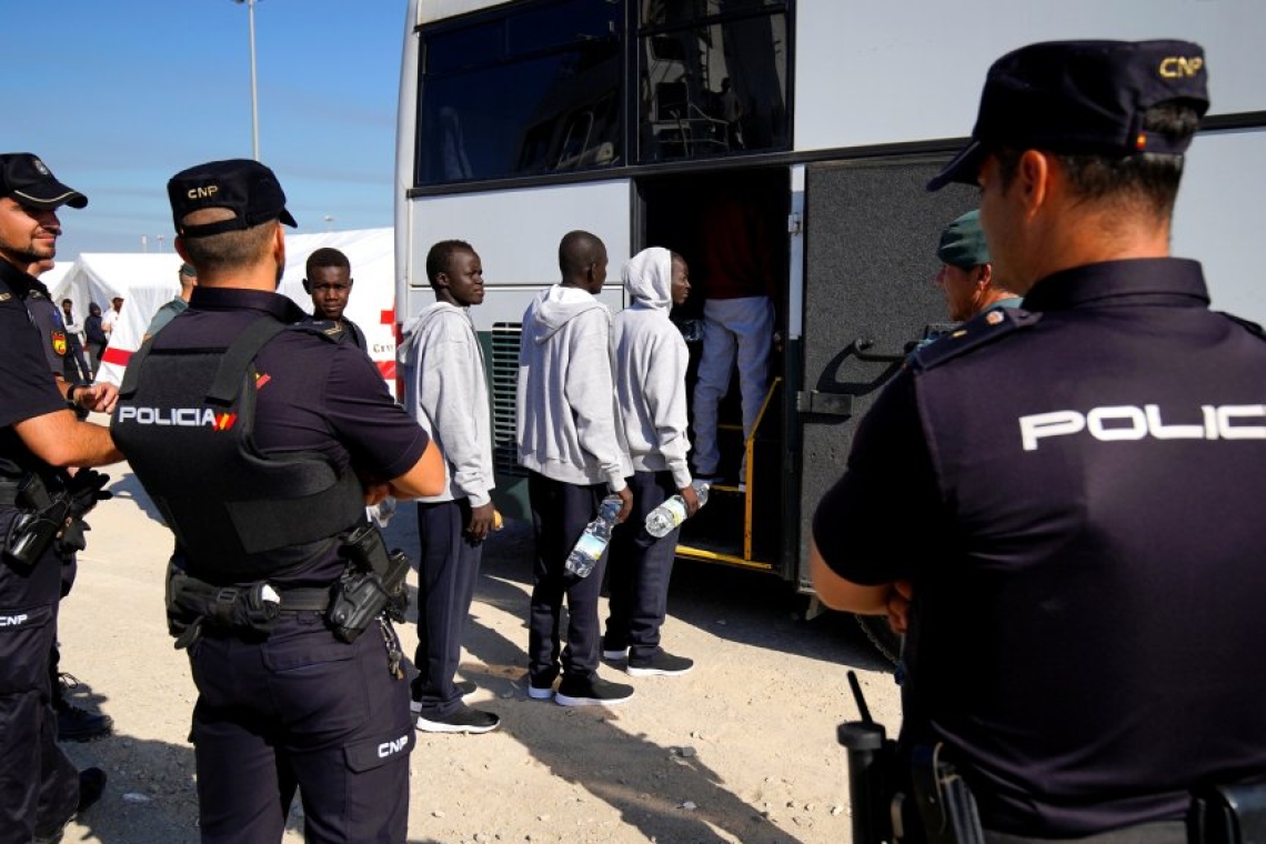 Un trafic de migrants sénégalais démantelé par la police en Espagne 