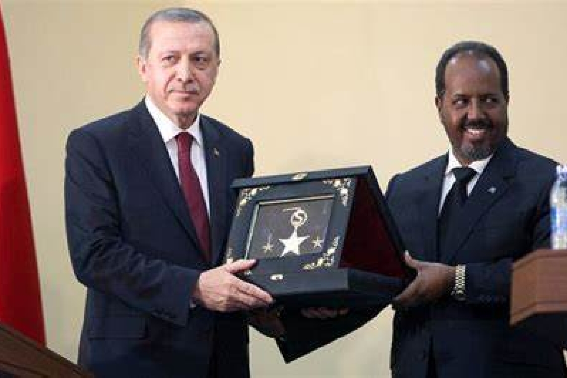Un accord de défense signé entre la Somalie et la Turquie