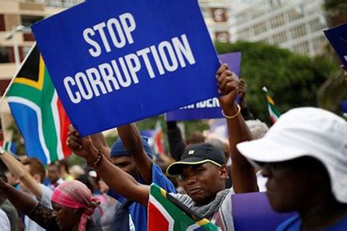 Arrestation de l'ex-présidente du Parlement sud-africain : Une affaire de corruption secoue l'ANC à deux mois des élections