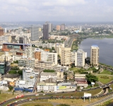 Côte d'Ivoire, Gabon, les pays amis de la France en, conclave à Abidjan, Les autres s’interrogent 