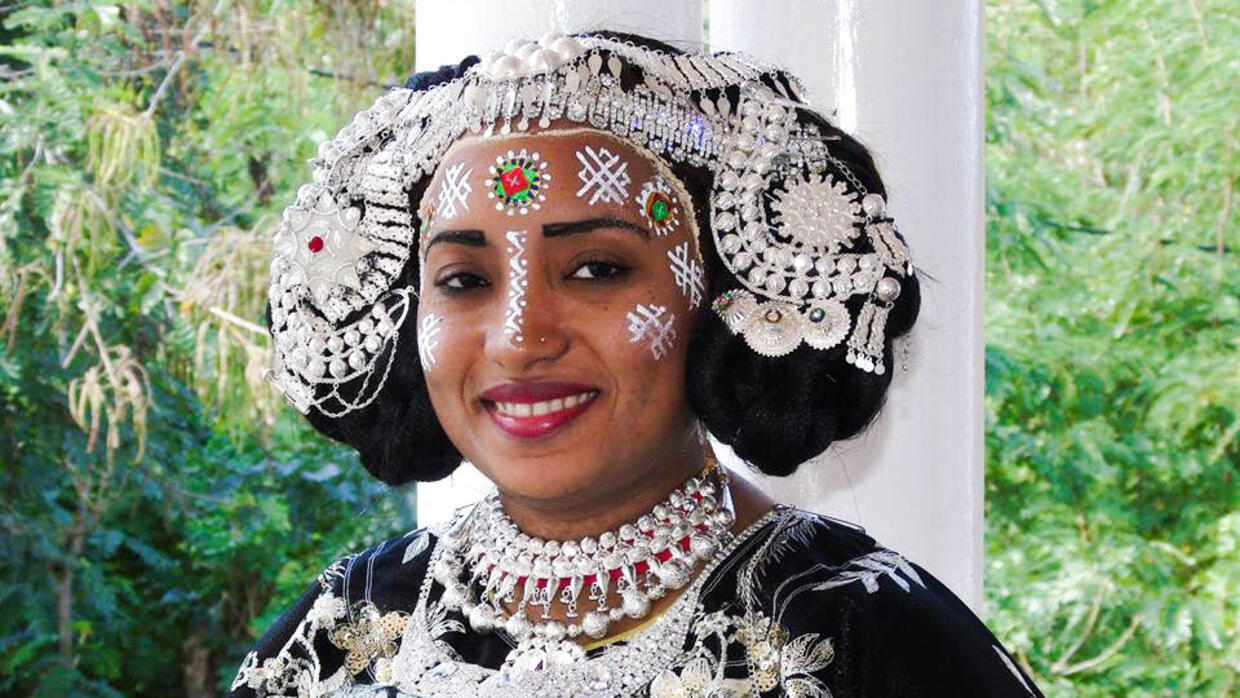 Omondo.info! - Mariages chez les Comoriennes : Rites et Traditions