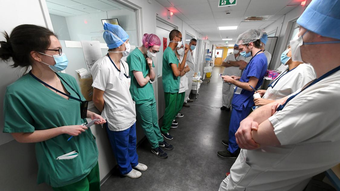 Et si un ratio de soignants par patient permettait de sortir l'hôpital de la crise ?