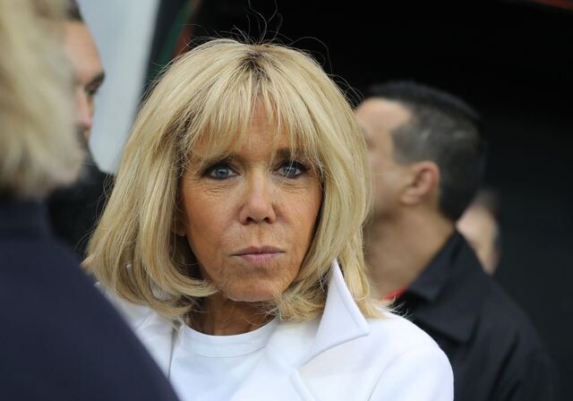 Brigitte-Macron-huee-elle-garde-la-tete-haute-pour-l-association-qu-elle-defend.jpg