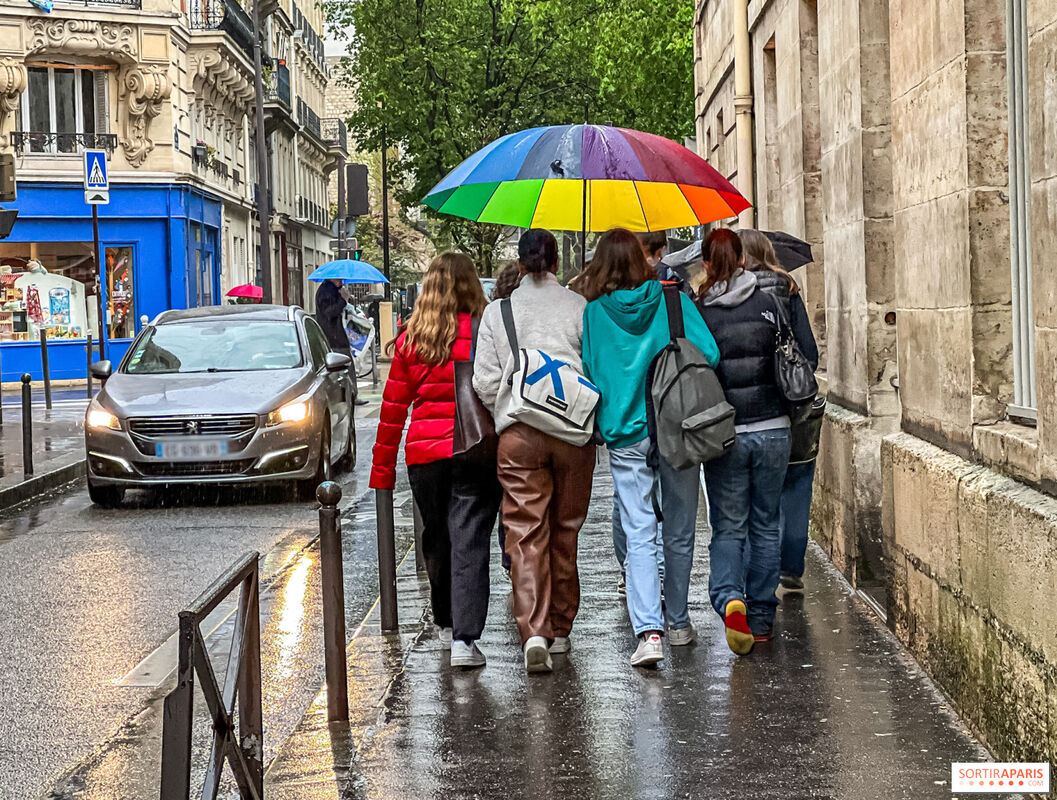 1025035-visuel-paris-visuel-pluie-parapluie.jpg