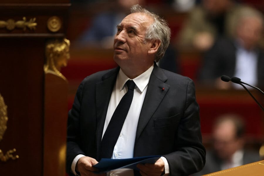 franois-bayrou-1737052419.jpg