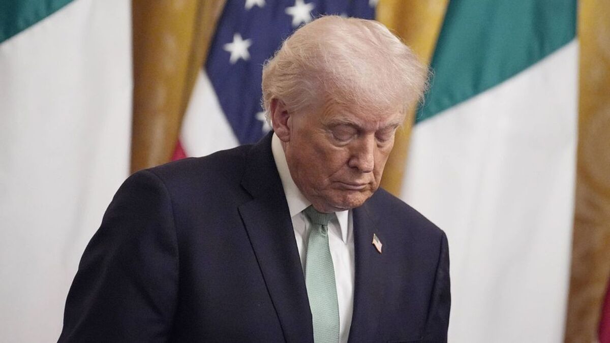 United States President Donald J Trump attends the Shamrock Bowl presentation by Taoiseach (Prime Minister) Michael Martin of Ireland to celebrate St. Patrick's Day at West Wing of the White House in Washington, DC, USA, on Tuesday, March 17, 2026.Credit: Yuri Gripas / Pool via CNP Photo via Newscom/cnpphotos330655/CNP/NEWSCOM/SIPA/2603180351