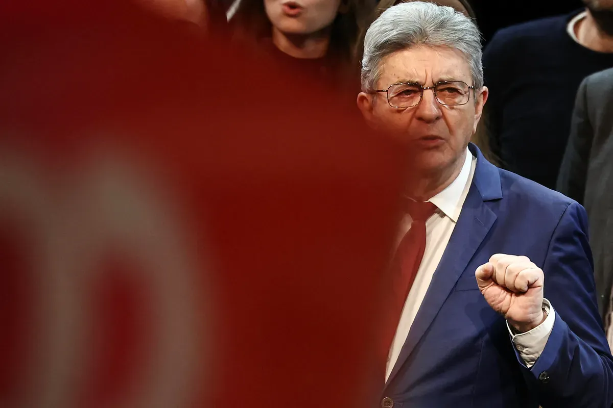 jean-luc-melenchon-lors-dun-meeting-electoral-a-li-.webp