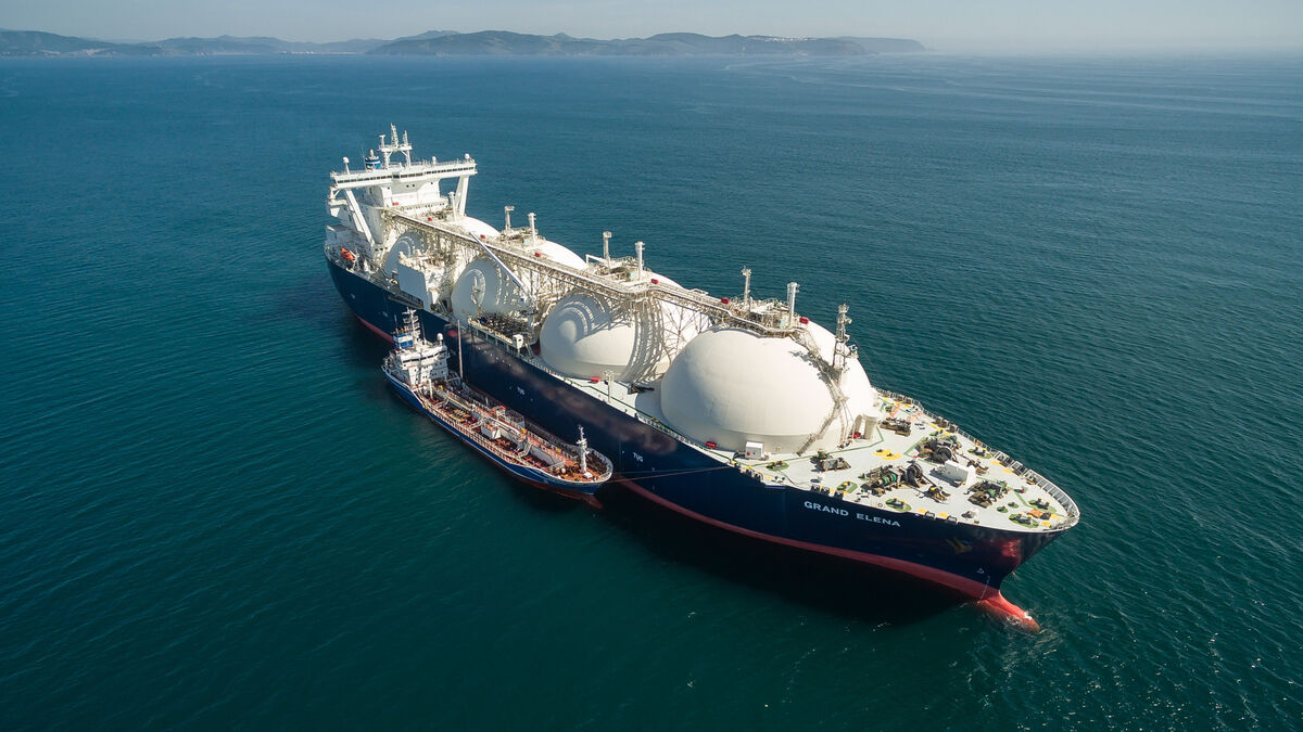 initial-bateau-gnl-gaz.jpg