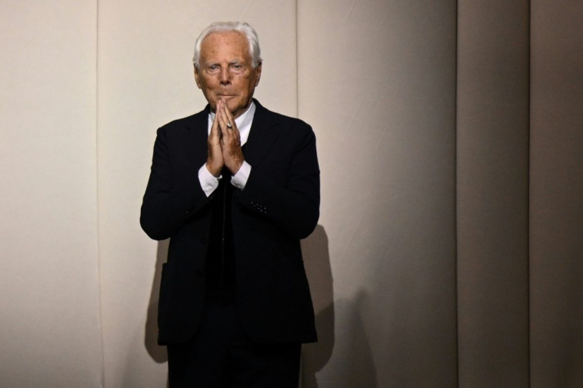 LVMH, L’Oréal et Essilor préparent une bataille titanesque pour la succession de Giorgio Armani, disparu récemment
