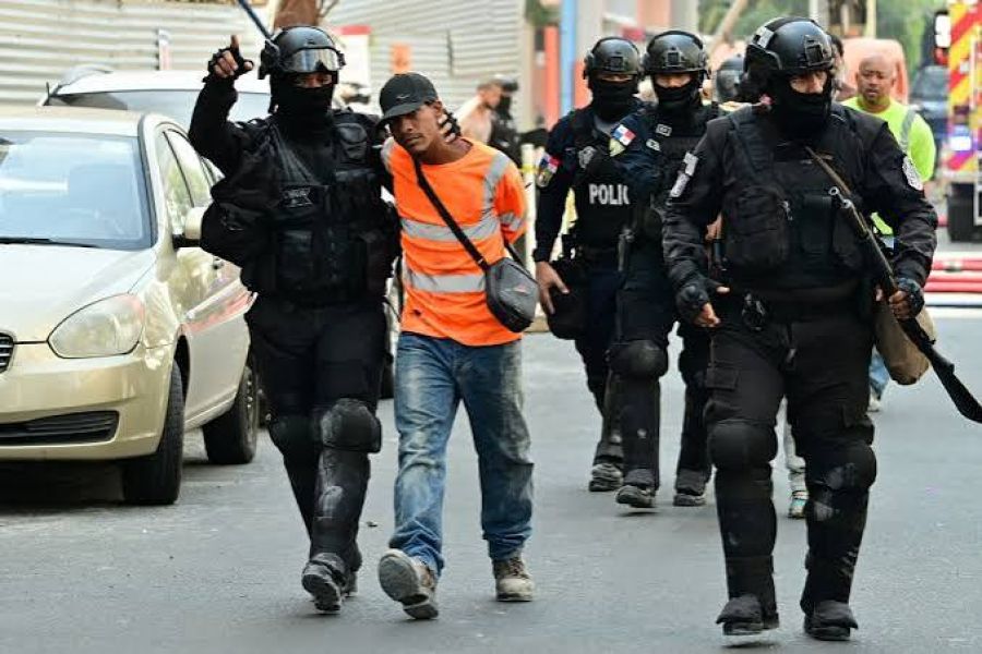 Amnesty International France : les organisations de défense des droits de l'homme dénoncent une "loi inique" pour la police