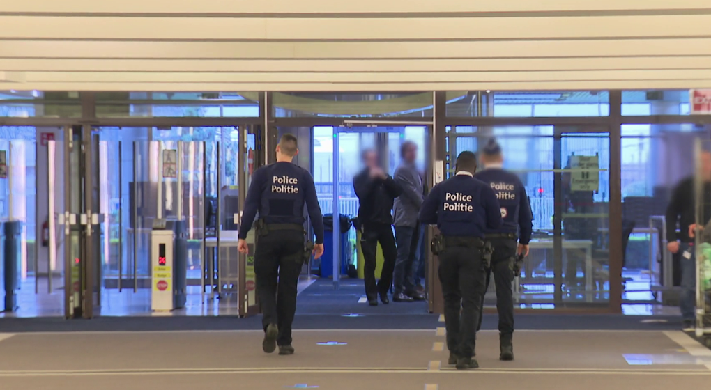 Sky ECC et Narcotrafic : Un Procès Ordonné Contre 30 Personnes