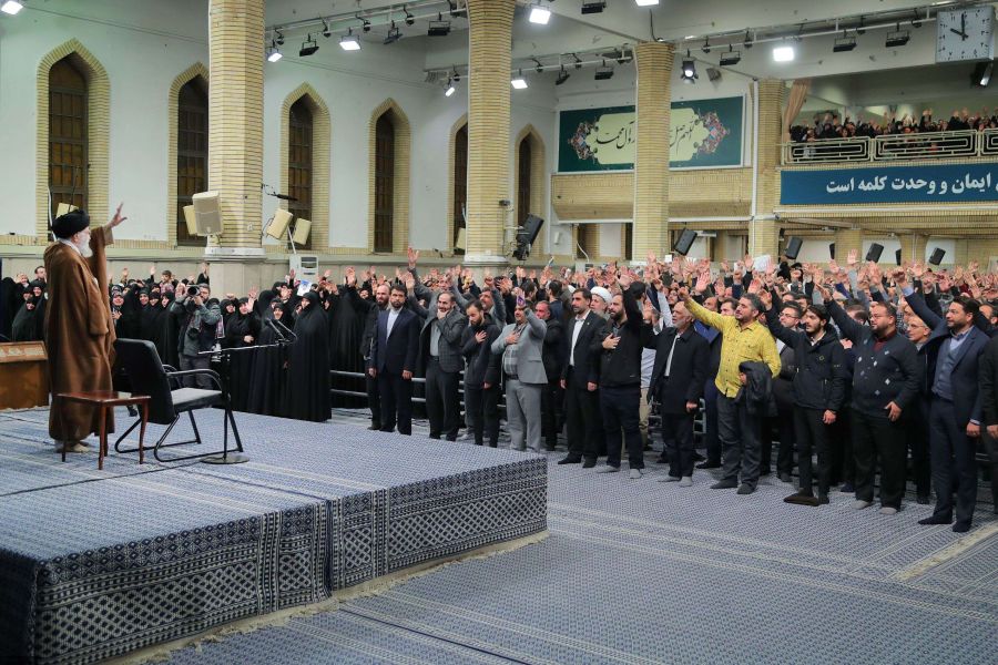 L’IRAN COMME LE VIETNAM ? L’ANALYSE STRATÉGIQUE DE LA CHUTE DES NATIONS INDOCILES