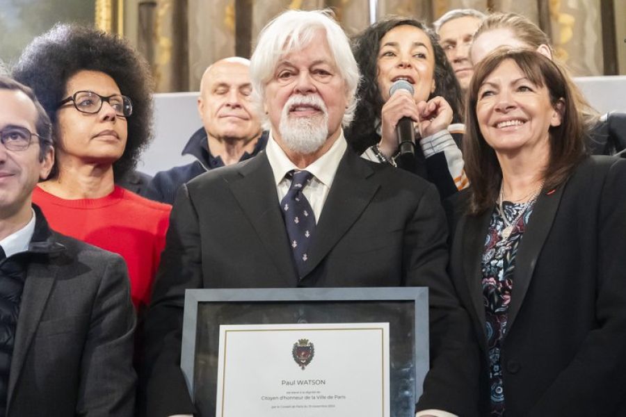 Paul Watson, citoyen d'honneur de Paris