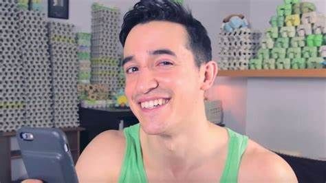 Tibo InShape détrône Squeezie et devient le youtubeur français le plus suivi