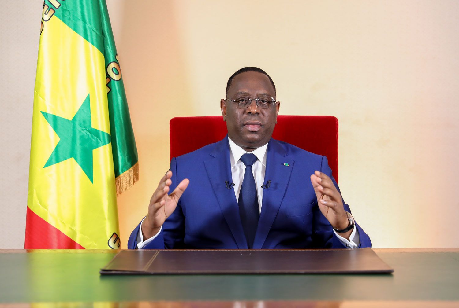 Sénégal : Le président Macky Sall fixe la présidentielle au 24 mars
