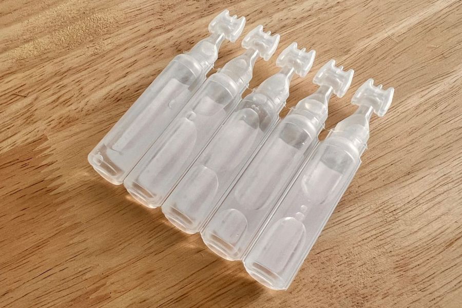 Rappel massif de sérums physiologiques en France : risques sanitaires et recommandations officielles