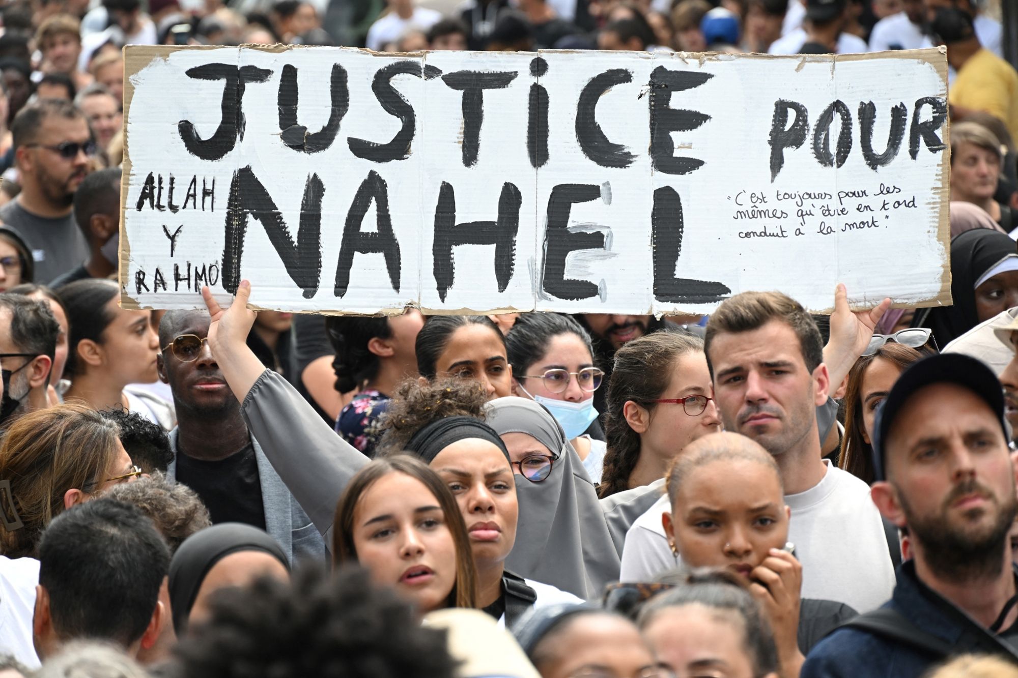 Nahel : L'enquête sur la mort du jeune homme est close, quelles sont les conclusions et le devenir du policier impliqué ?