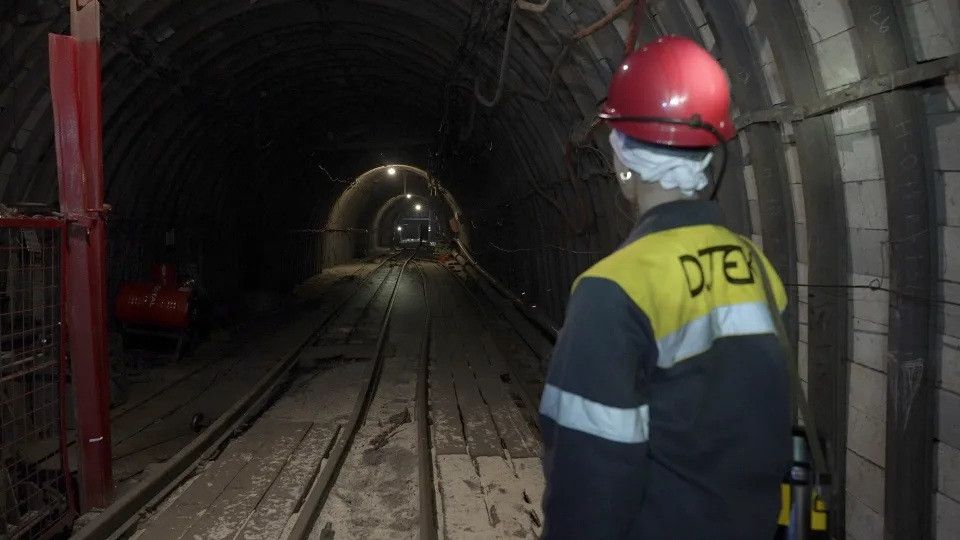 Les femmes ukrainiennes descendent dans les mines françaises : une révolution dans l'effort de guerre