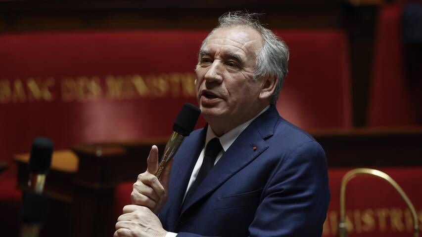 François Bayrou : destin contrarié d’un Premier ministre sans consistance ?