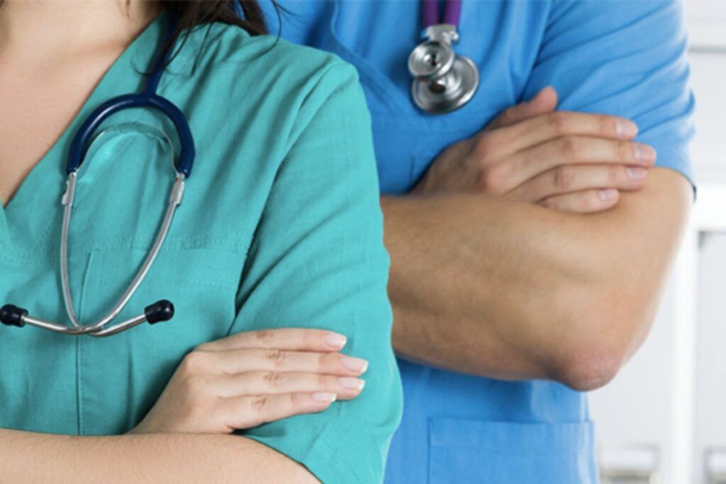 Plus de 3800 médecins diplômés à l'étranger admis en 2024 pour exercer en France