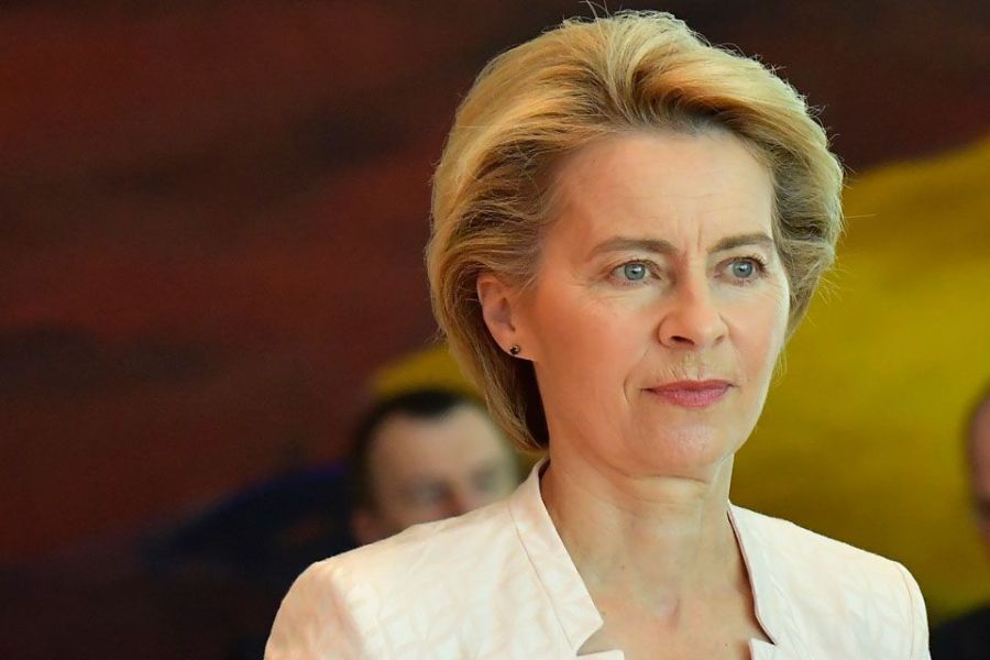 Von der Leyen reporte ses déplacements pour cause de pneumonie