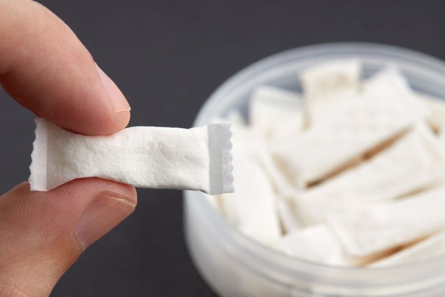 OMONDO SANTÉ - Interdiction des sachets de nicotine en France : mesures gouvernementales contre l'addiction