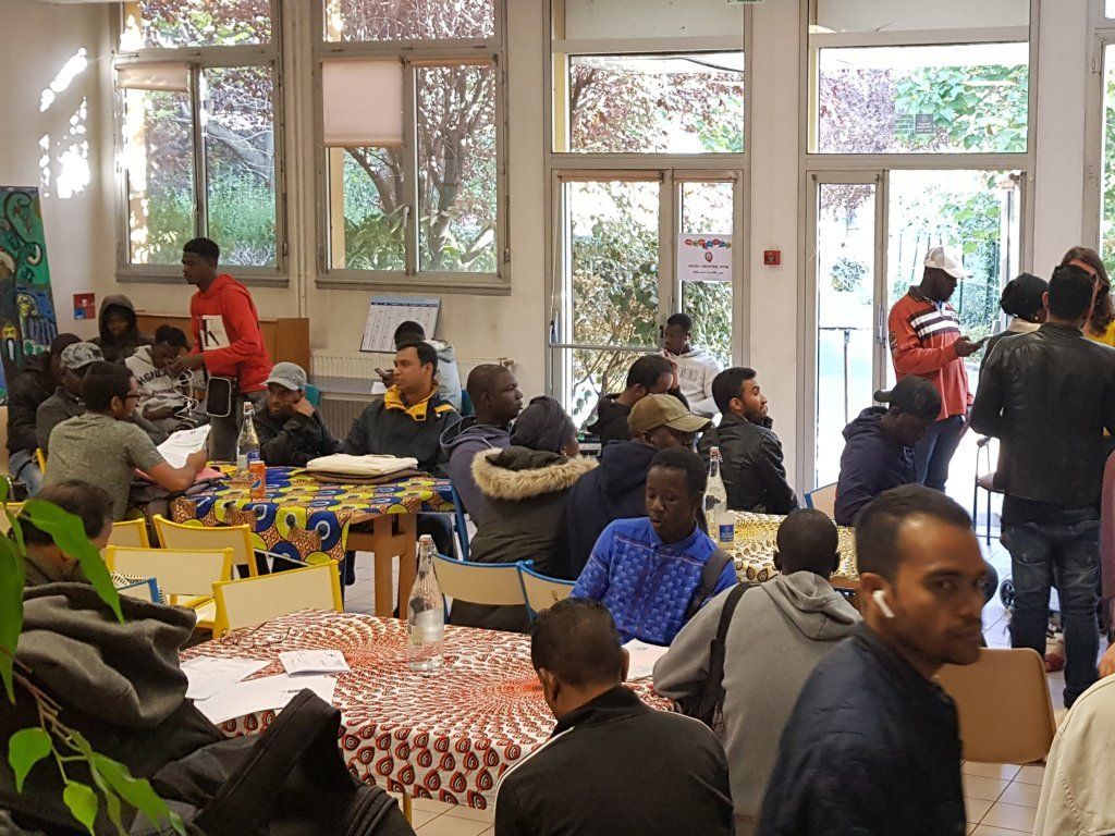 OMONDO IMMIGRATION - Polémique à Lyon : Gestion des centres d'accueil pour migrants en France