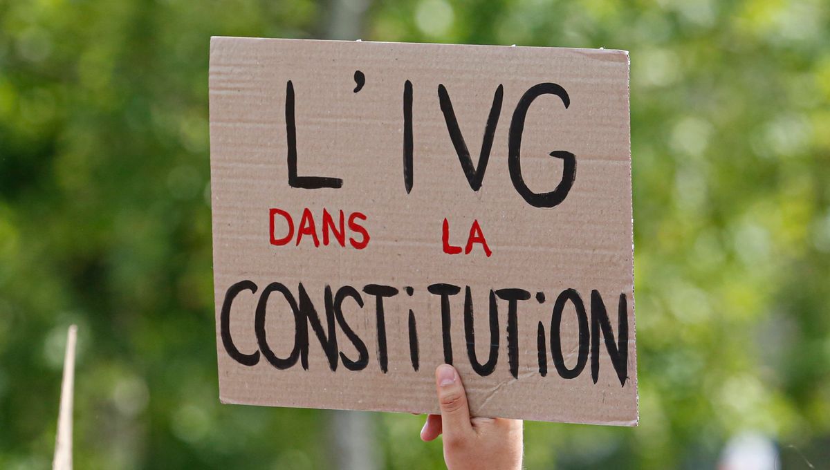 France inscrit officiellement l'IVG dans sa constitution après le vote du parlement