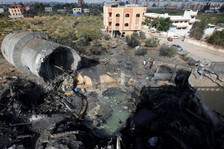 LES FRAPPES AÉRIENNES ISRAÉLIENNES FRAPPENT DES CIBLES À GAZA