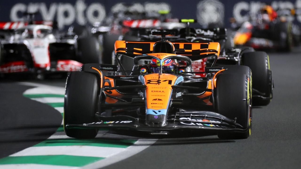 OMONDO SPORT - Formule 1 : Piastri triomphe à Bakou, Norris surprend Verstappen