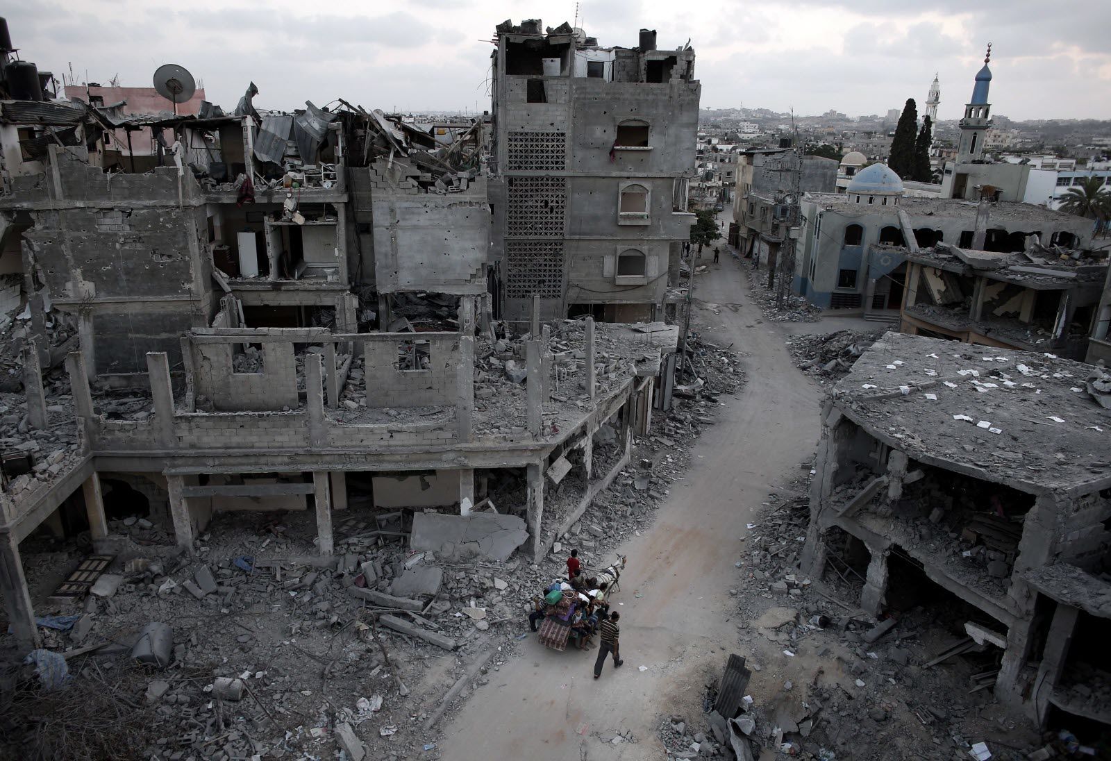 Guerre à Gaza : Le bilan des victimes s'alourdit à 30 410 morts