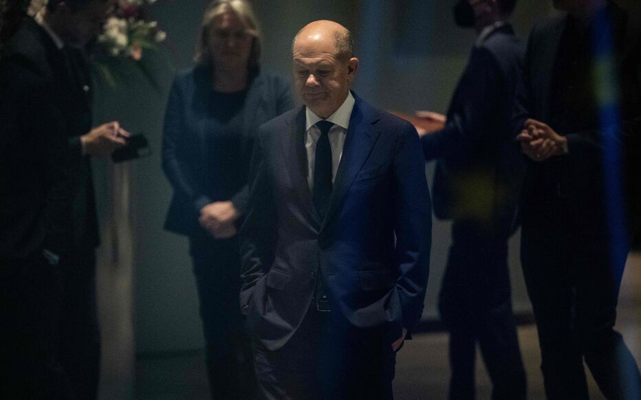 OMONDO INTERNATIONAL - Ukraine : Scholz révèle la position "nuancée" de Trump sur le conflit