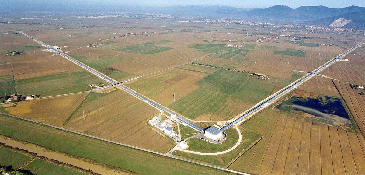 Ondes gravitationnelles : un laboratoire européen signe une percée cosmique majeure