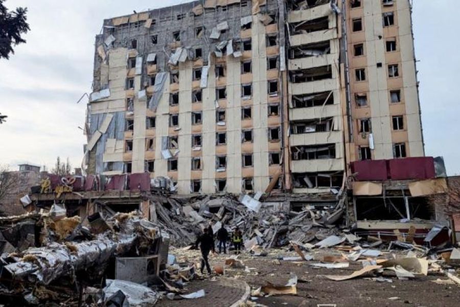 Guerre en Ukraine : un tir de missile russe dans le centre du pays fait au moins quatre morts