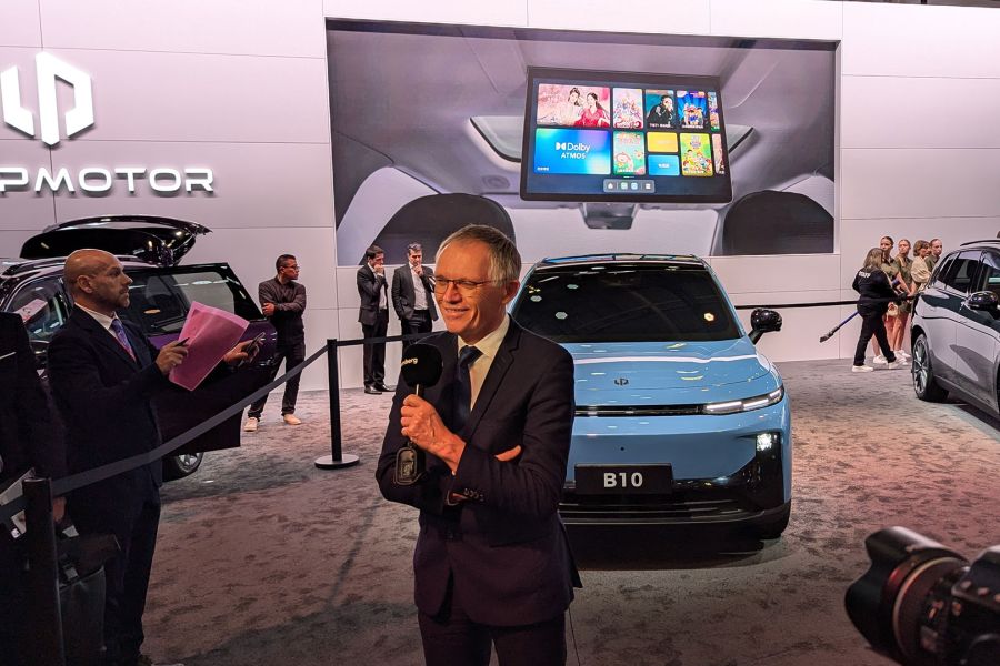 Révolution Automobile : Stellantis et l'IA, le pari fou du 100 % automatisé