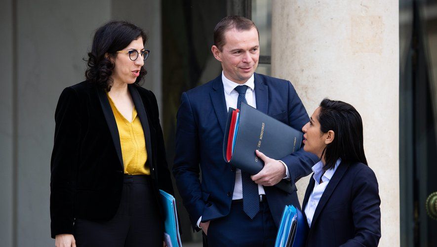 Concertation sur les retraites : un dialogue crucial entre ministres et syndicats