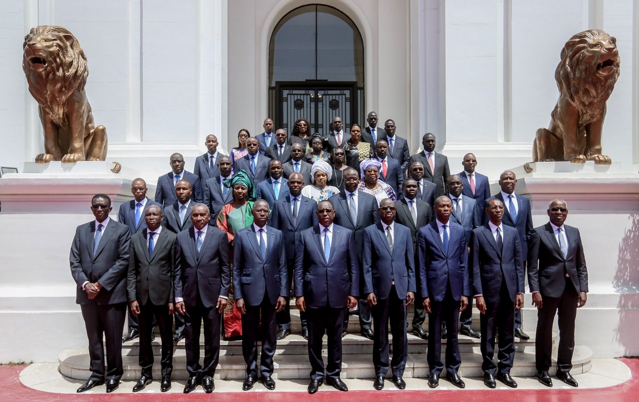 Un nouveau gouvernement pour préparer les élections au Sénégal