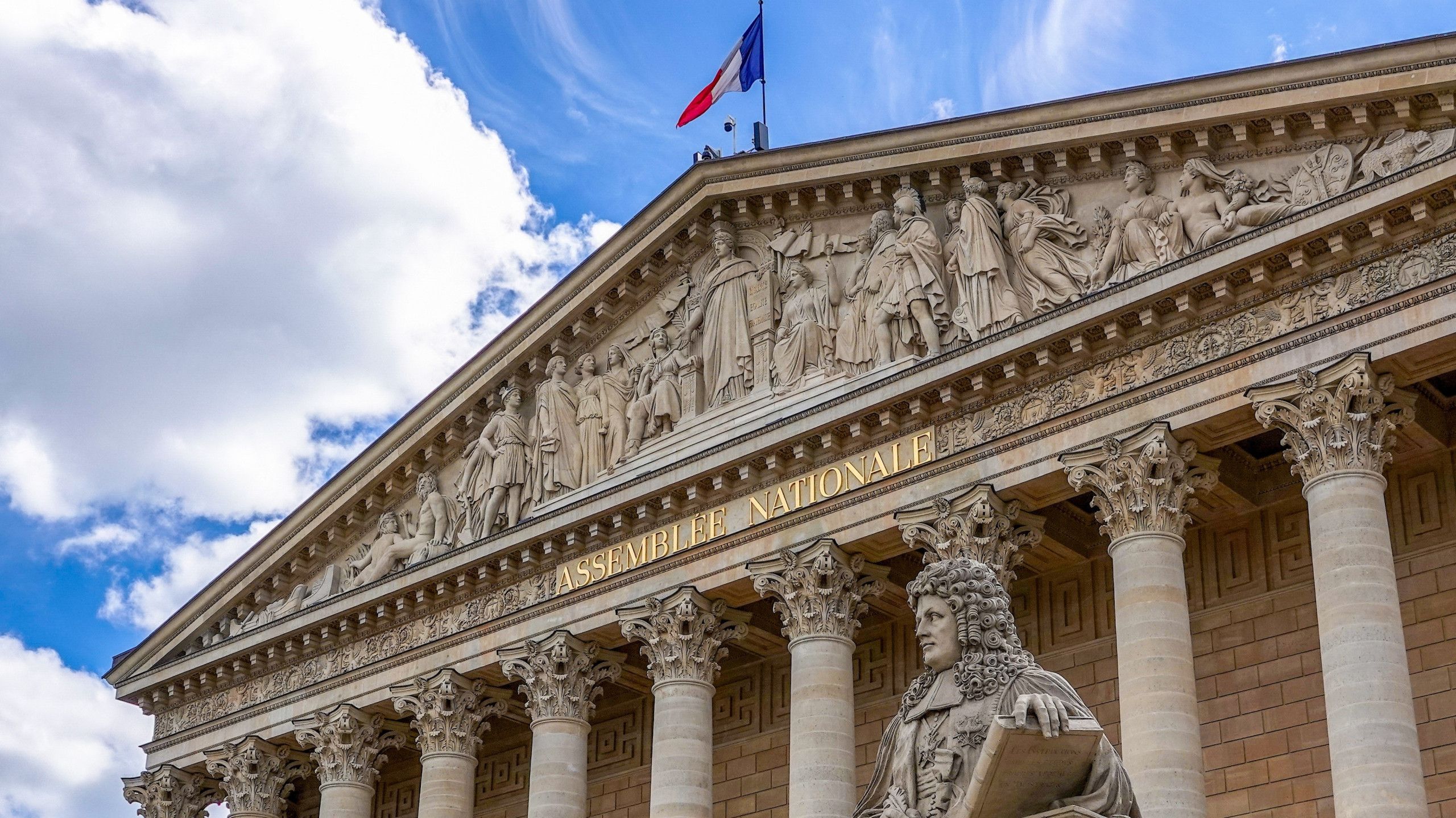 La “Loi du Plomb” saluée par les écologistes après la censure des pesticides