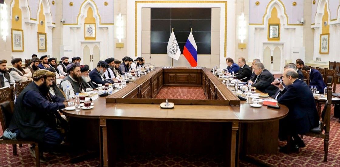 La Russie autorise les Talibans à nommer un ambassadeur à Moscou : Implications diplomatiques et sécurité régionale